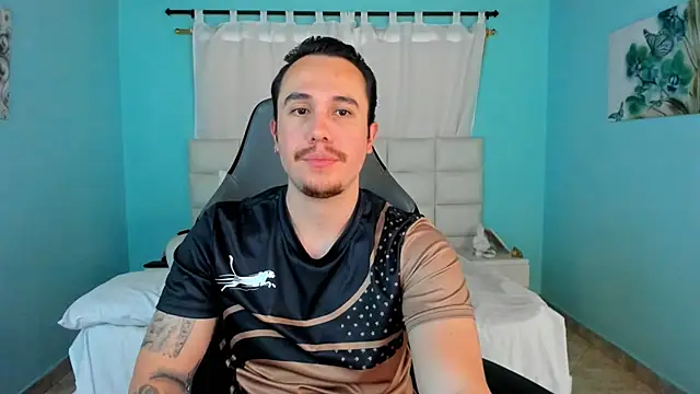 juan  jimenez online show from April 22, 8:37 pm