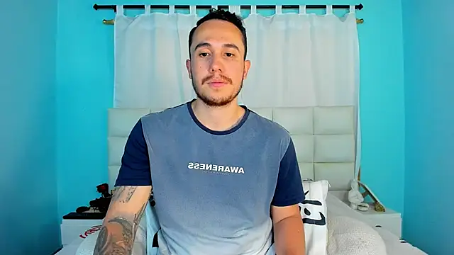 juan  jimenez online show from November 25, 8:09 pm