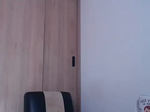 Snapshot of ChrisDamon chatting on October 5, 1:57 pm ChrisDamon online show from October 5, 1:57 pm