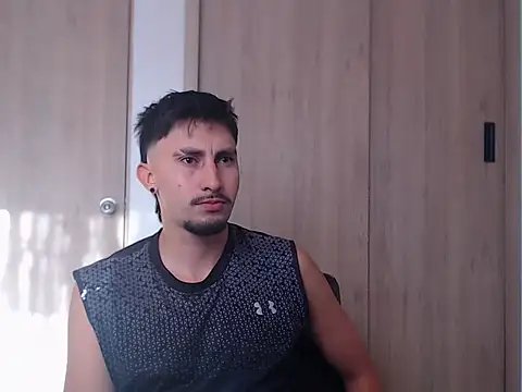 Snapshot of ChrisDamon chatting on September 9, 12:36 pm ChrisDamon online show from September 9, 12:36 pm