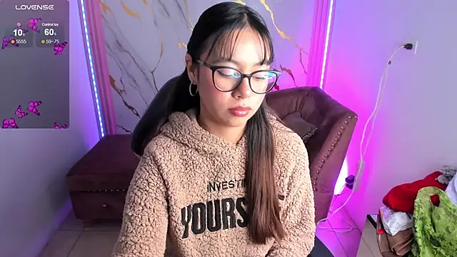 Snapshot of Nasha_abby chatting on July 9, 7:46 pm Nasha abby online show from July 9, 7:46 pm