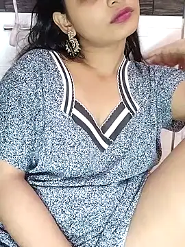 Snapshot of Beautifulsex4u chatting on September 18, 6:44 pm Beautifulsex4u online show from September 18, 6:44 pm