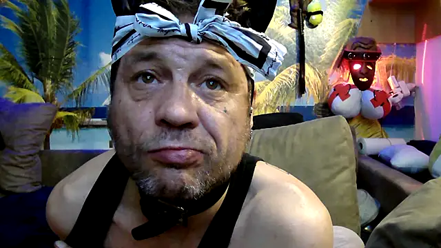 druckfug online show from December 3, 7:13 pm