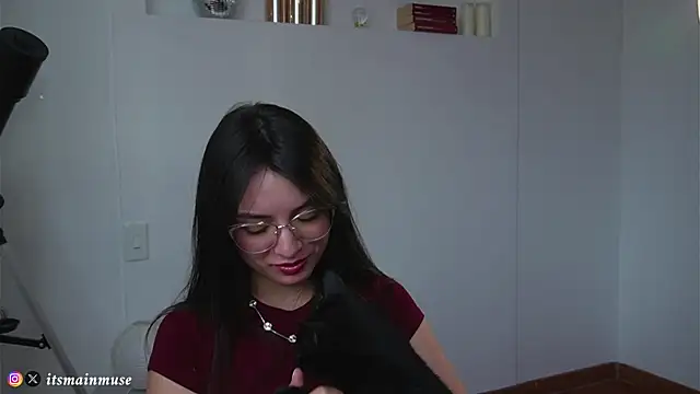 raphttalia  online show from April 7, 8:43 pm