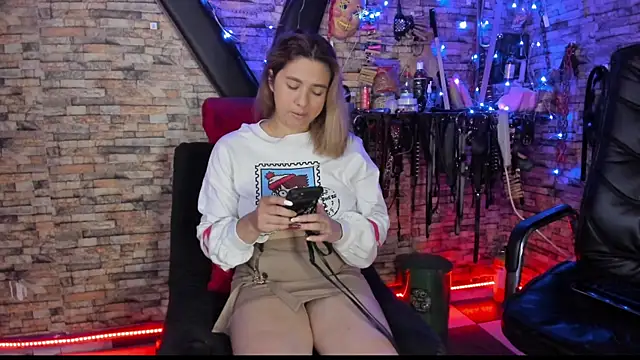 Liltildeman moon online show from February 17, 9:23 pm