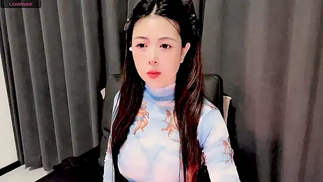 candy-yiyi online show from April 2, 12:40 am
