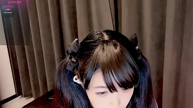 candy-yiyi online show from May 28, 1:13 am