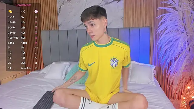 DustinLevine online show from February 16, 12:15 pm