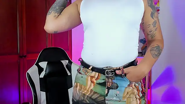 eymy-hadid online show from November 11, 9:31 pm