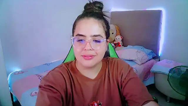  alicia z online show from February 2, 5:58 pm