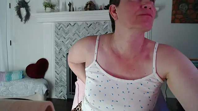 AuroraWillows online show from March 11, 2:38 am