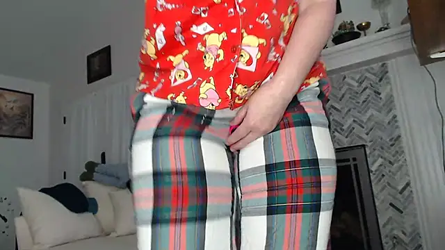 AuroraWillows online show from November 10, 12:32 pm