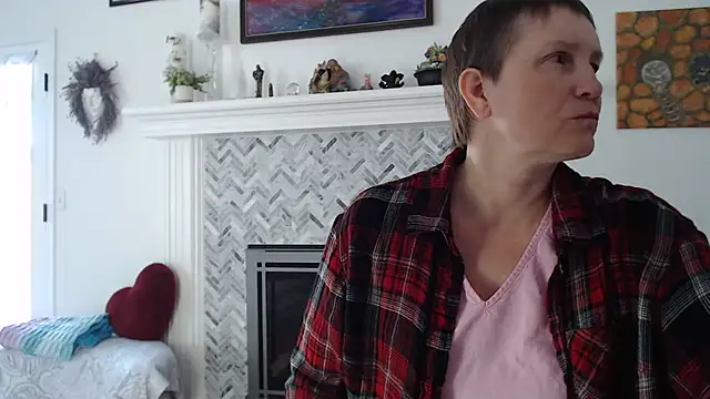 AuroraWillows online show from March 19, 3:45 pm