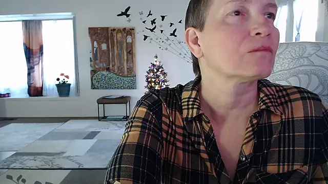 AuroraWillows online show from November 28, 2:06 pm