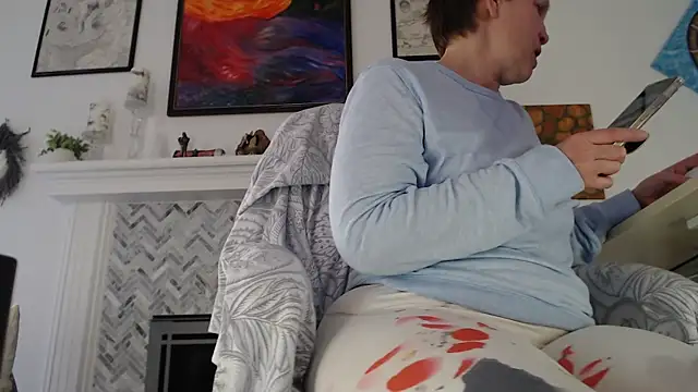 AuroraWillows online show from January 9, 4:03 pm