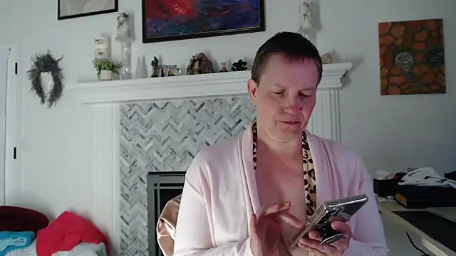 AuroraWillows online show from April 9, 2:35 am