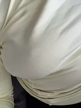 YourMeoww online show from November 3, 9:02 am