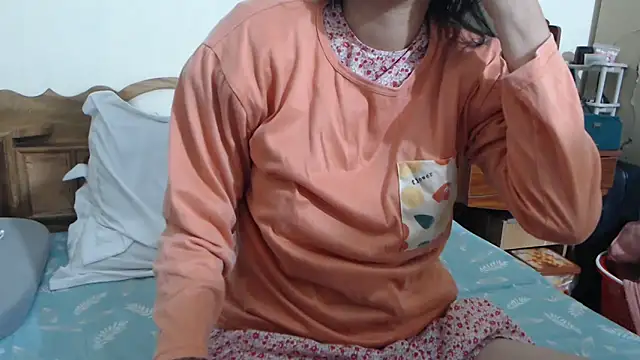 Beauty Asian Tina online show from November 1, 7:19 pm