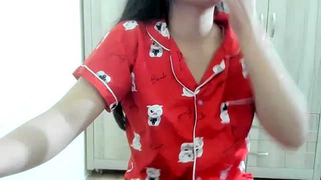 Beauty Asian Tina online show from March 16, 12:00 pm