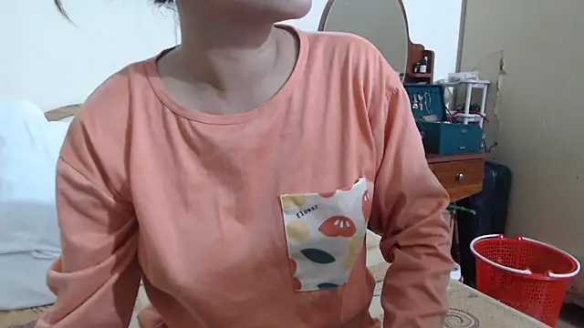 Beauty Asian Tina online show from December 21, 7:32 am