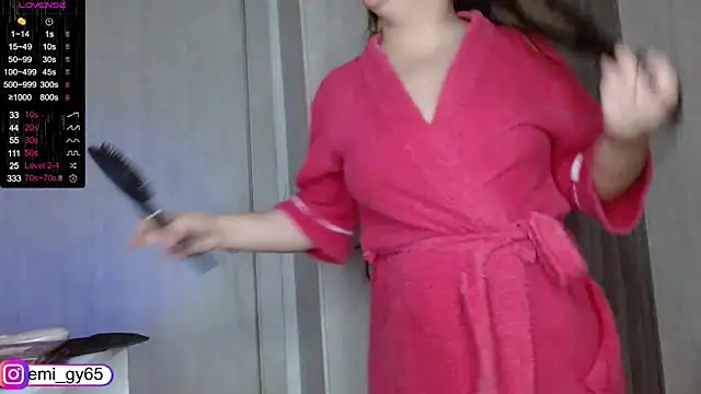 emilyn grey1 online show from May 18, 4:34 pm