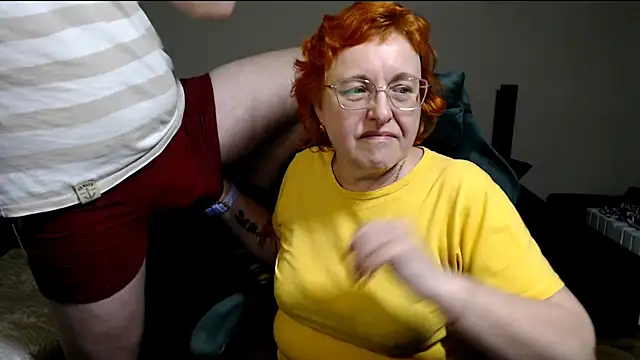 JoannaAndNeighbour online show from February 9, 7:34 pm