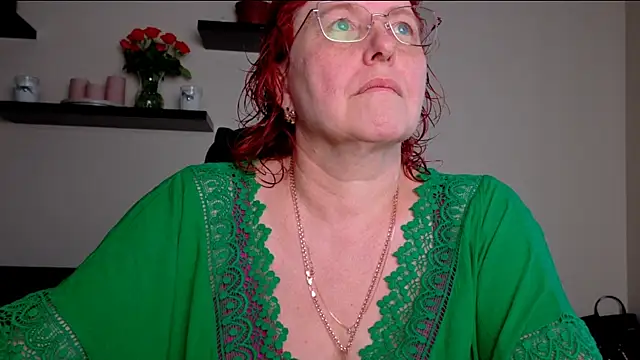 JoannaAndNeighbour online show from June 21, 9:04 am