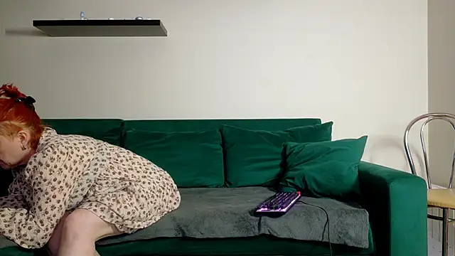 JoannaAndNeighbour online show from March 28, 2:18 pm