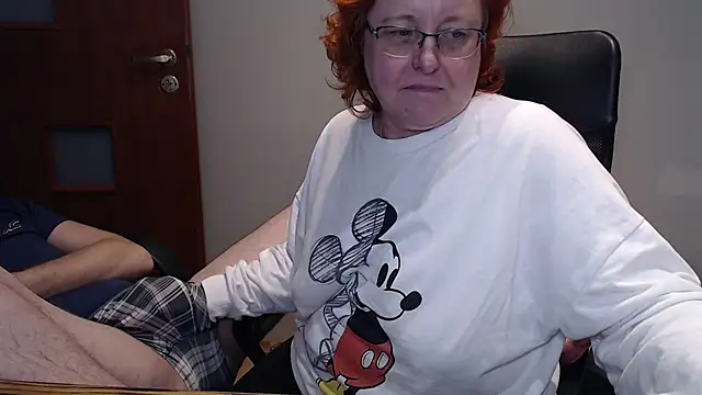 Snapshot of JoannaAndNeighbour chatting on February 6, 5:30 pm JoannaAndNeighbour online show from February 6, 5:30 pm