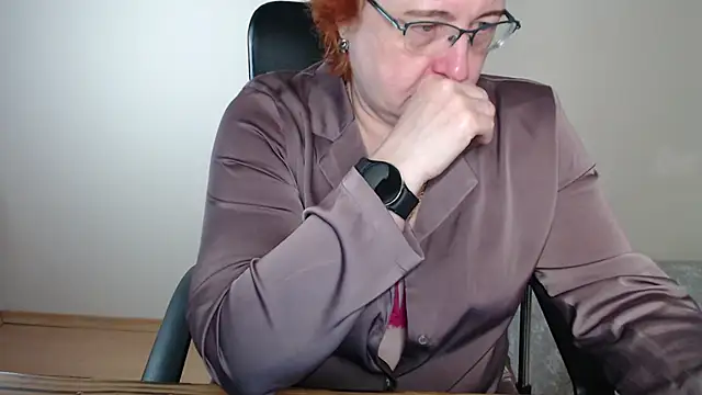 Snapshot of JoannaAndNeighbour chatting on March 10, 9:01 am JoannaAndNeighbour online show from March 10, 9:01 am