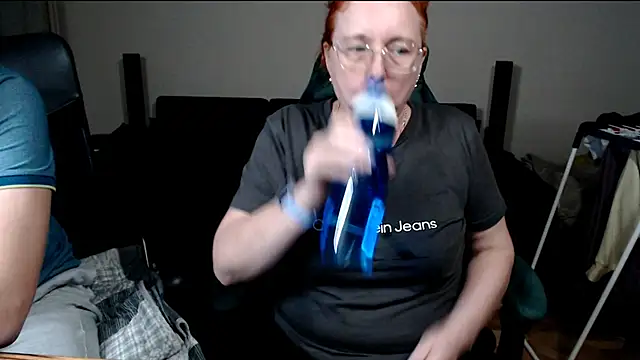 JoannaAndNeighbour online show from March 12, 8:13 pm