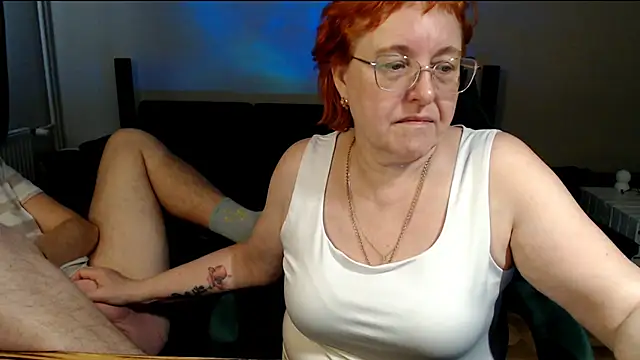 JoannaAndNeighbour online show from February 8, 9:40 am