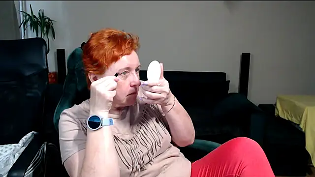 JoannaAndNeighbour online show from March 22, 8:27 am