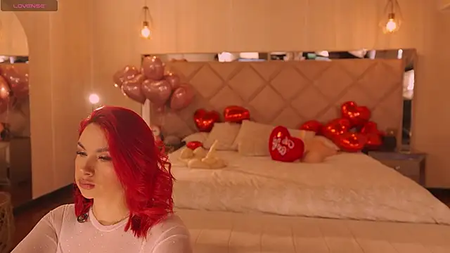 Snapshot of KateOwens chatting on February 14, 12:38 pm KateOwens online show from February 14, 12:38 pm