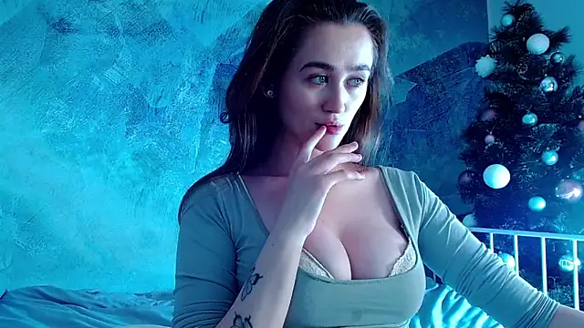 millllina online show from December 21, 11:23 am