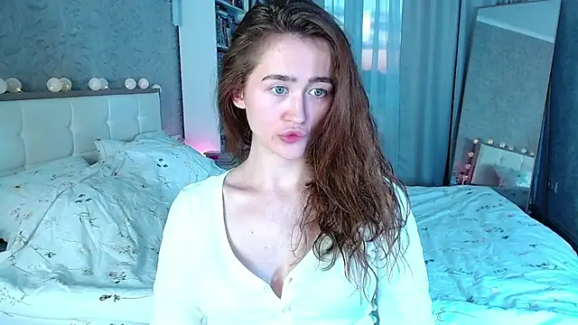 millllina online show from May 26, 3:54 pm