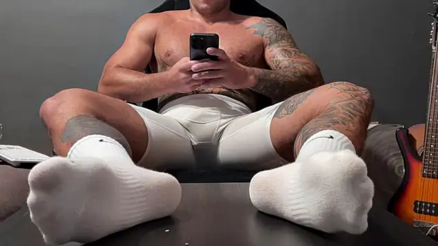 Snapshot of Mr_YourGod chatting on July 25, 7:27 am Mr YourGod online show from July 25, 7:27 am