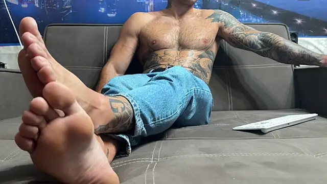 Mr YourGod online show from October 20, 5:09 am