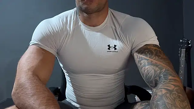 Snapshot of Mr_YourGod chatting on October 2, 5:44 am Mr YourGod online show from October 2, 5:44 am