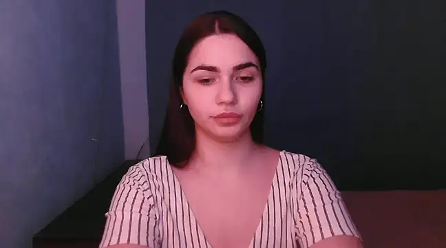 Snapshot of HannahMeid chatting on February 19, 7:16 pm HannahMeid online show from February 19, 7:16 pm