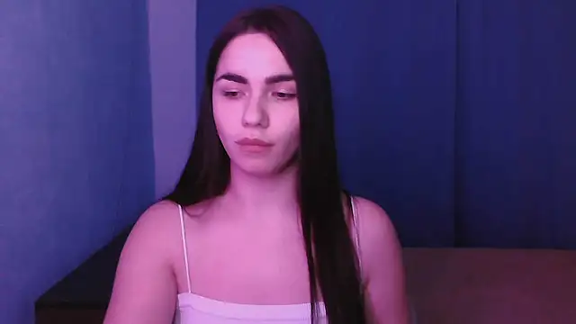 Snapshot of HannahMeid chatting on January 6, 7:35 pm HannahMeid online show from January 6, 7:35 pm