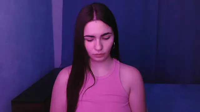 Snapshot of HannahMeid chatting on February 3, 8:57 pm HannahMeid online show from February 3, 8:57 pm