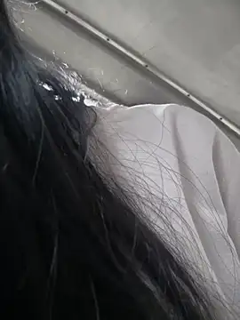   IRIS   online show from March 11, 2:44 pm