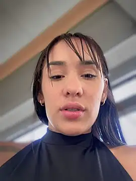Snapshot of __IRIS__ chatting on January 27, 6:09 pm IRIS online show from January 27, 6:09 pm