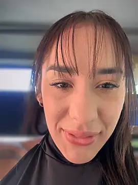 Snapshot of __IRIS__ chatting on January 25, 3:30 pm IRIS online show from January 25, 3:30 pm