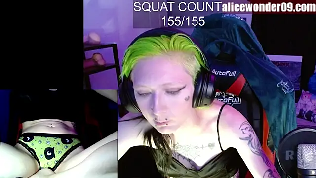 alicewonder09 online show from October 19, 4:48 am