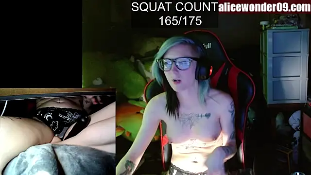 alicewonder09 online show from March 7, 2:46 am