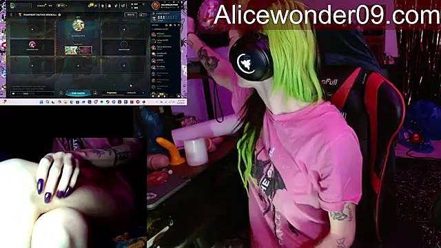 alicewonder09 online show from March 16, 3:14 am