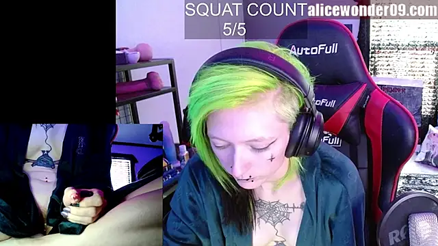 alicewonder09 online show from October 30, 4:04 pm