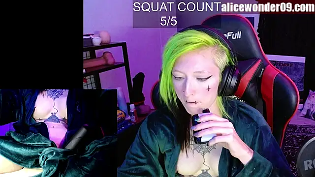 alicewonder09 online show from October 30, 3:38 am